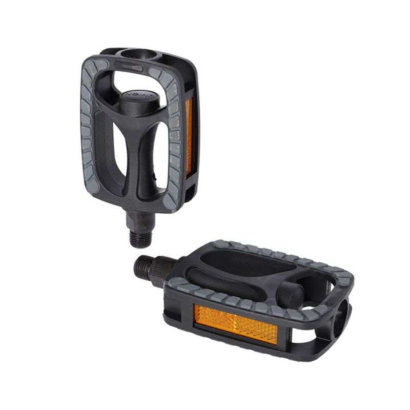 XLC - PEDAL UNIVERSAL 9/16" GOMA NEGRO CON REFLECTORES
