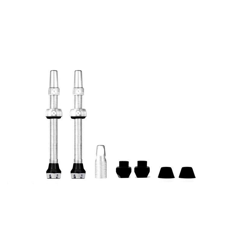 MUC-OFF - JUEGO VALVULAS V2 TUBELESS 60 mm PLATA