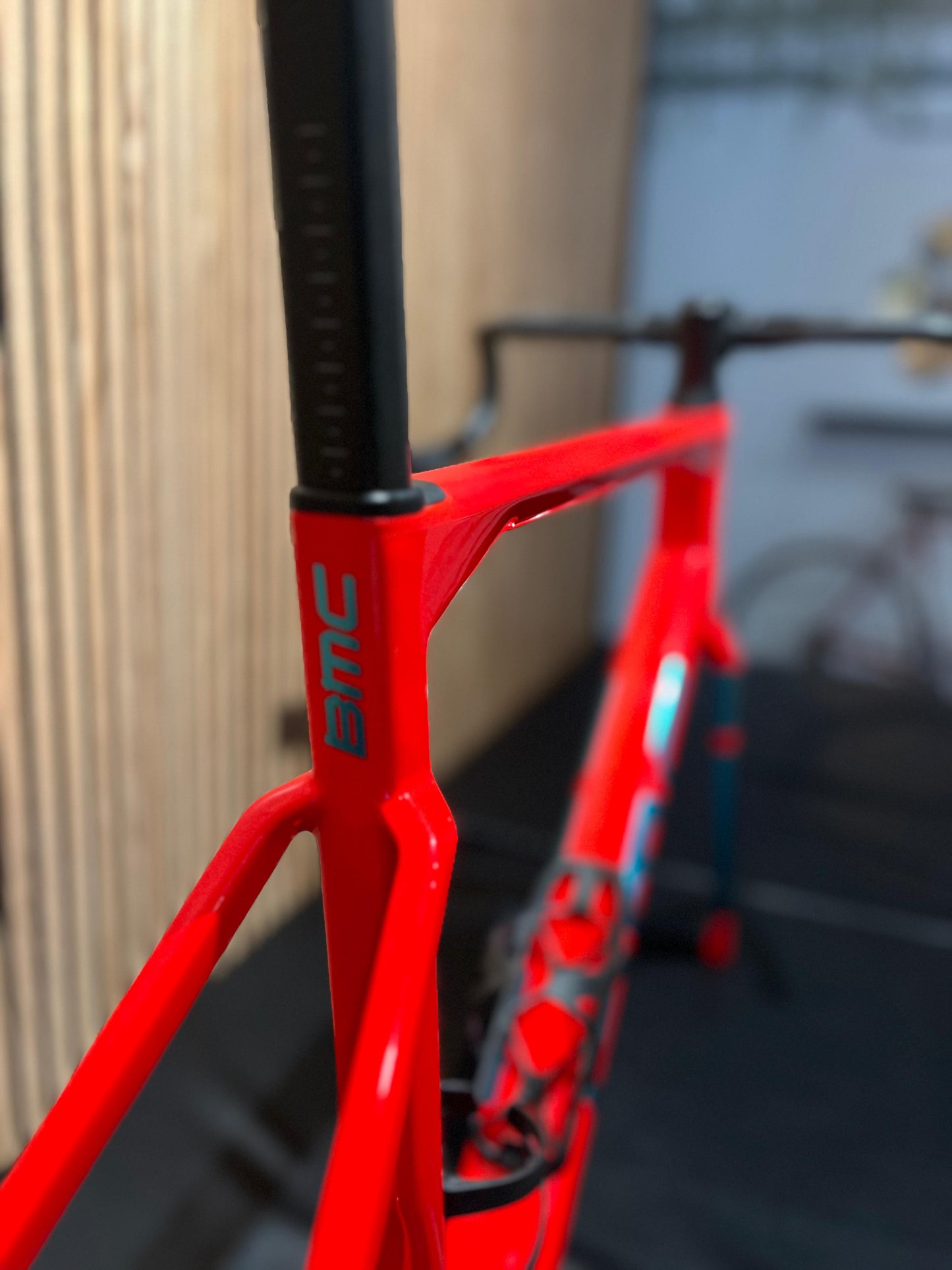 BMC - KAIUS 01 CUADRO