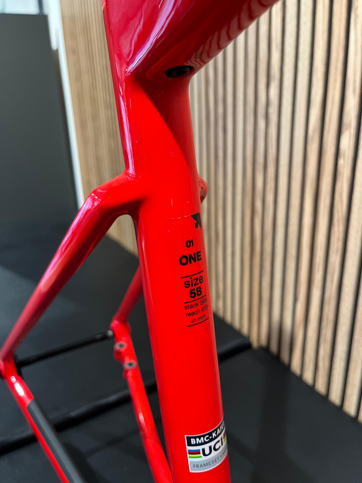 BMC - KAIUS 01 CUADRO