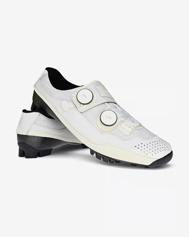 BONT - RIOT G White